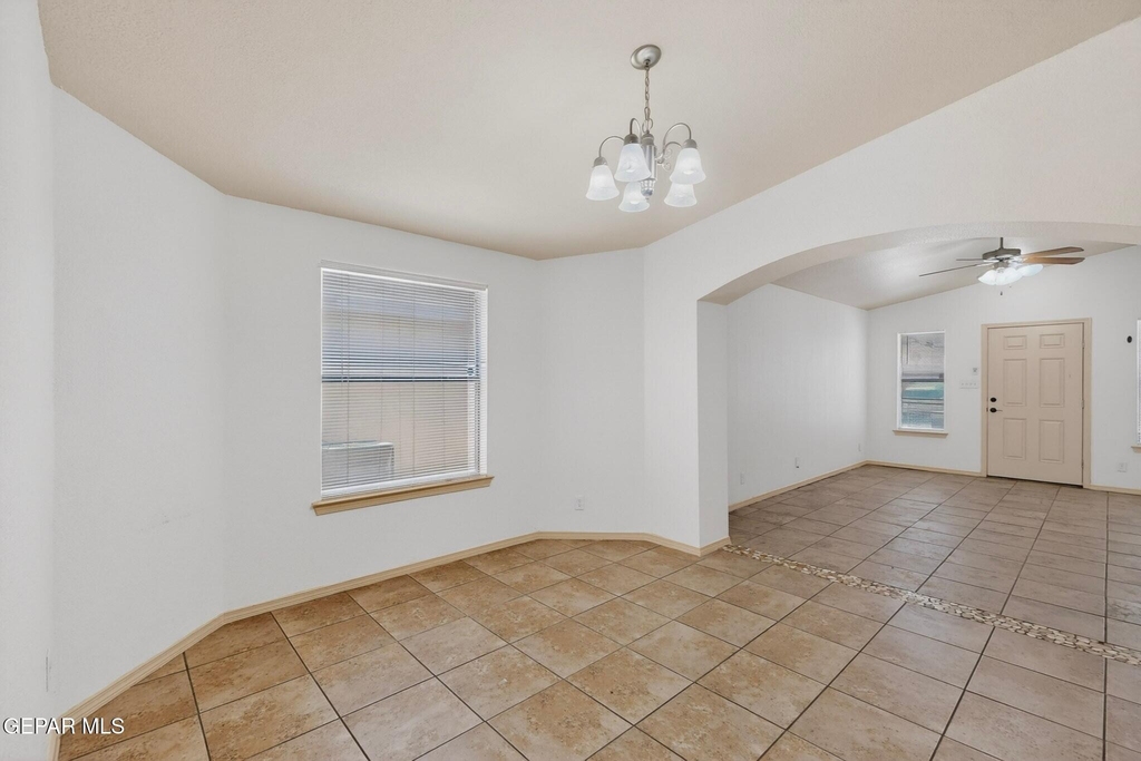 2304 Honey Dew Street - Photo 10