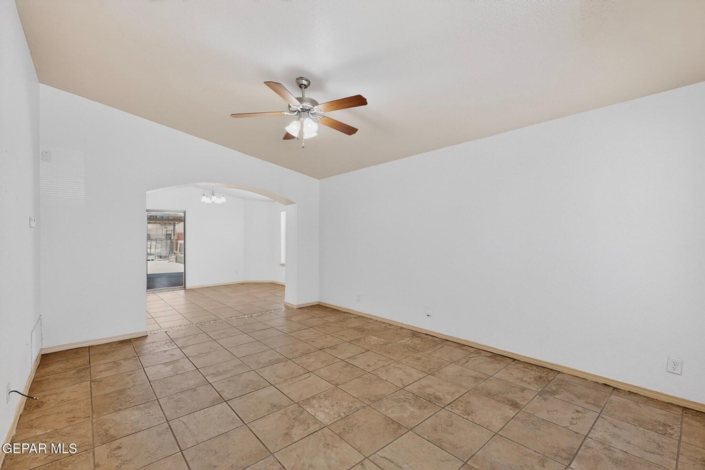 2304 Honey Dew Street - Photo 9