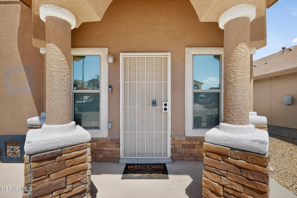 2304 Honey Dew Street - Photo 4