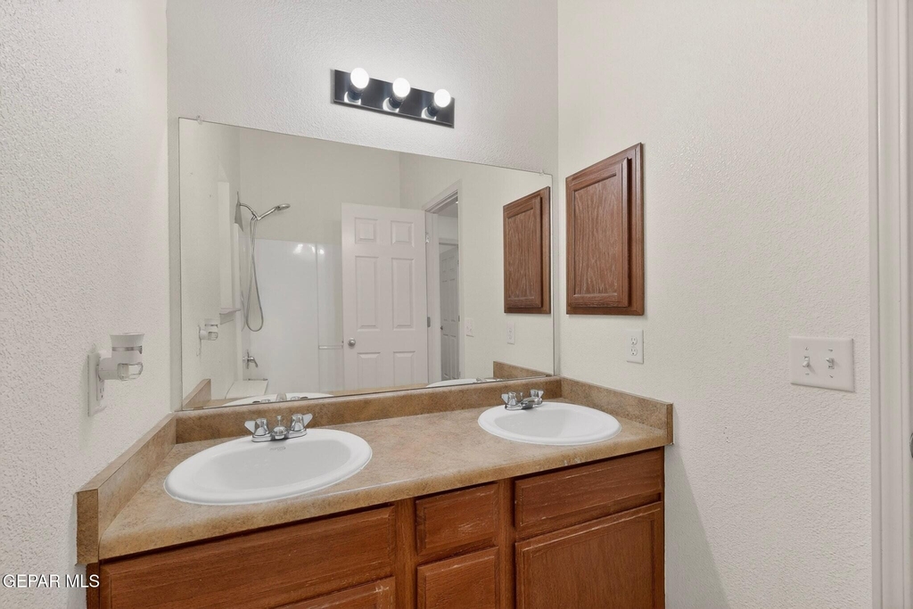 2304 Honey Dew Street - Photo 20