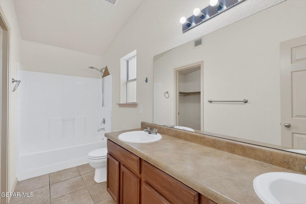2304 Honey Dew Street - Photo 29