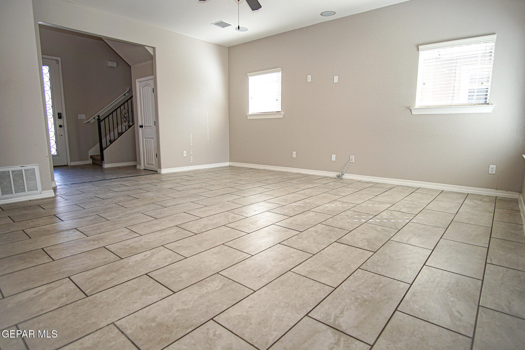 13482 Bradford Street - Photo 4
