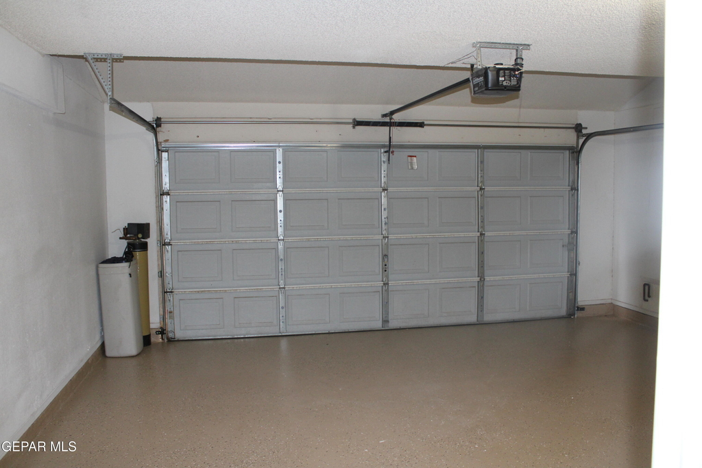 11008 Rogers Hornsby Street - Photo 24