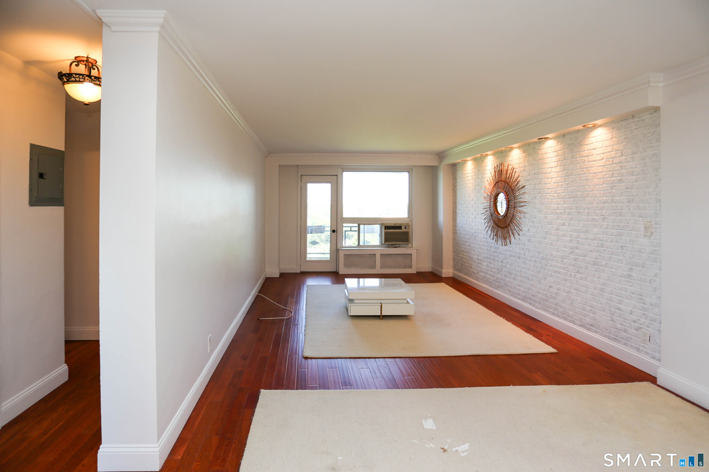 91 Strawberry Hill Avenue - Photo 4