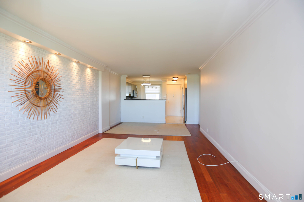 91 Strawberry Hill Avenue - Photo 6