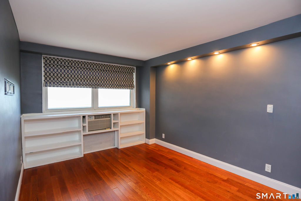 91 Strawberry Hill Avenue - Photo 19