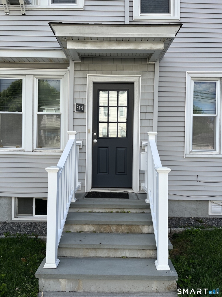 220 King Street - Photo 1