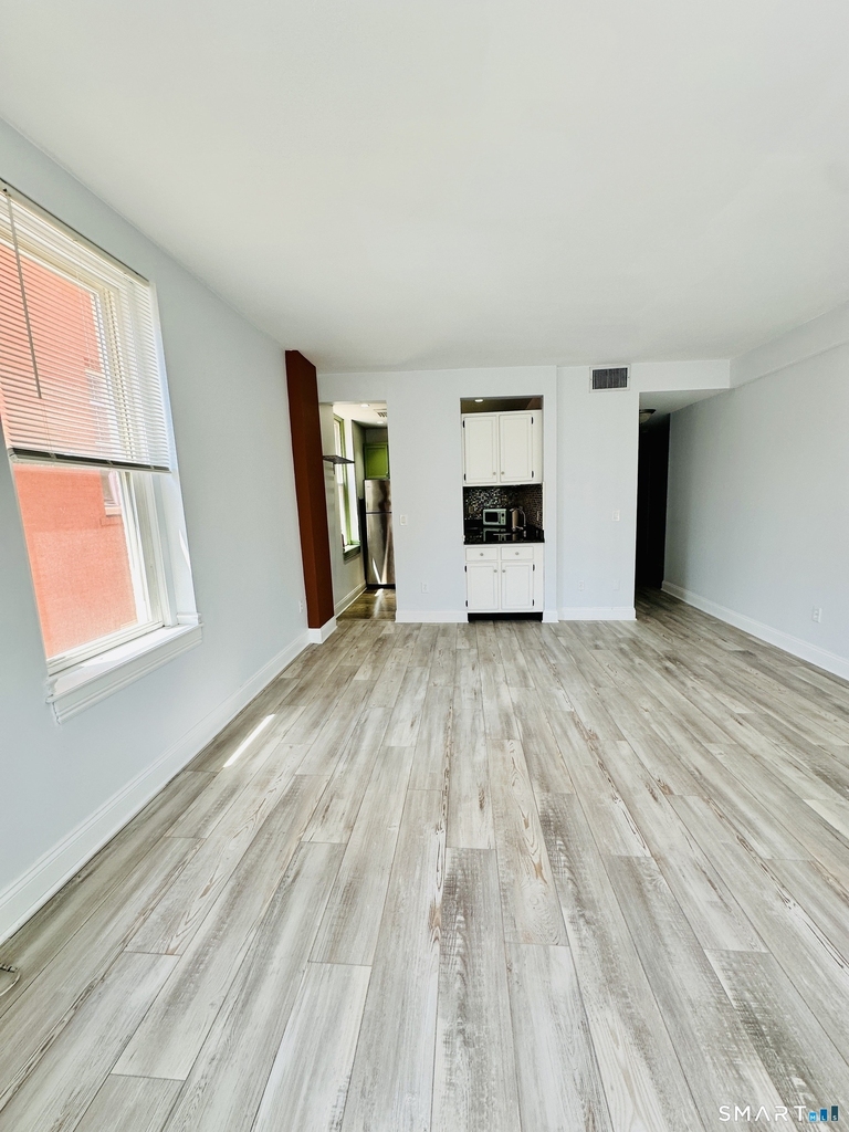 131 Washington Street - Photo 7