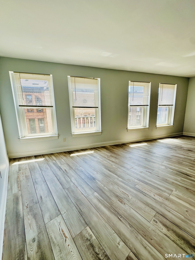 131 Washington Street - Photo 5