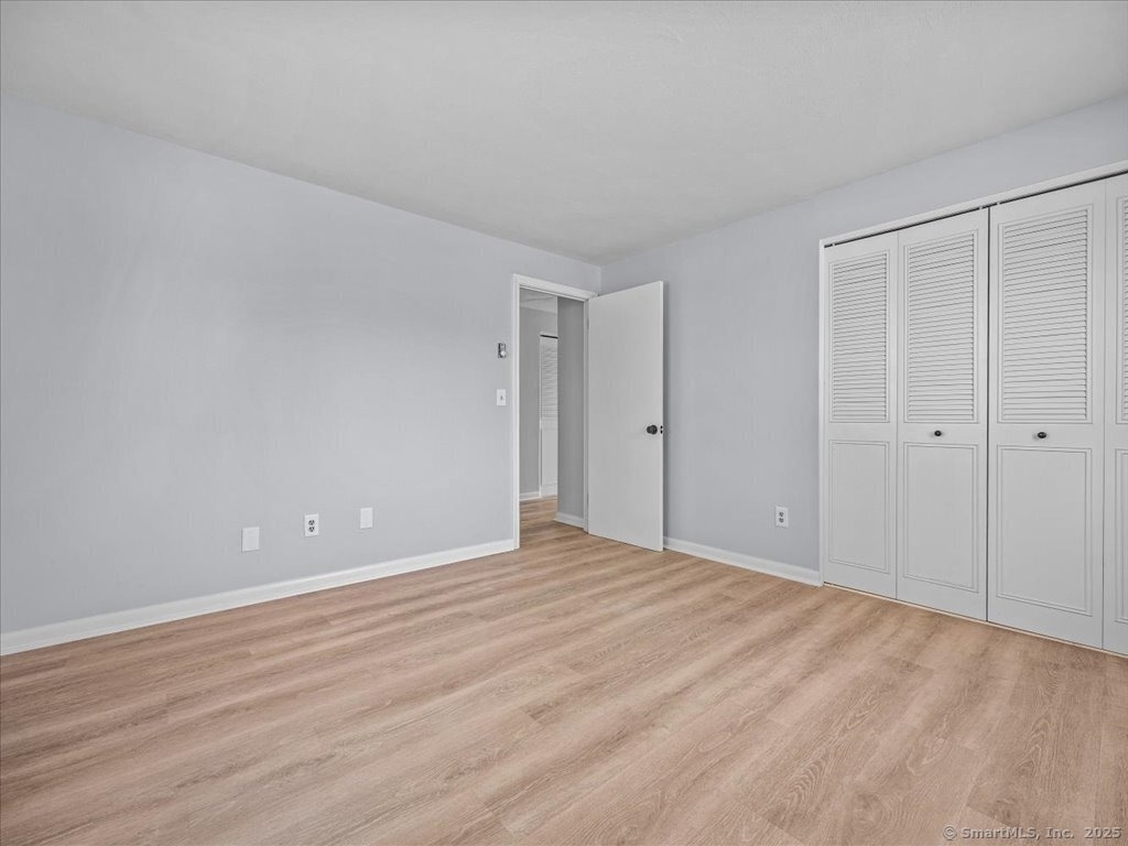 98 Carlton Street - Photo 4
