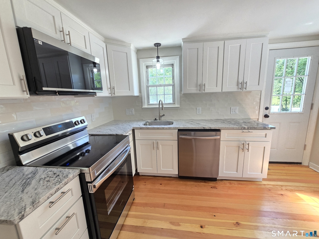 157 River Road - Photo 8
