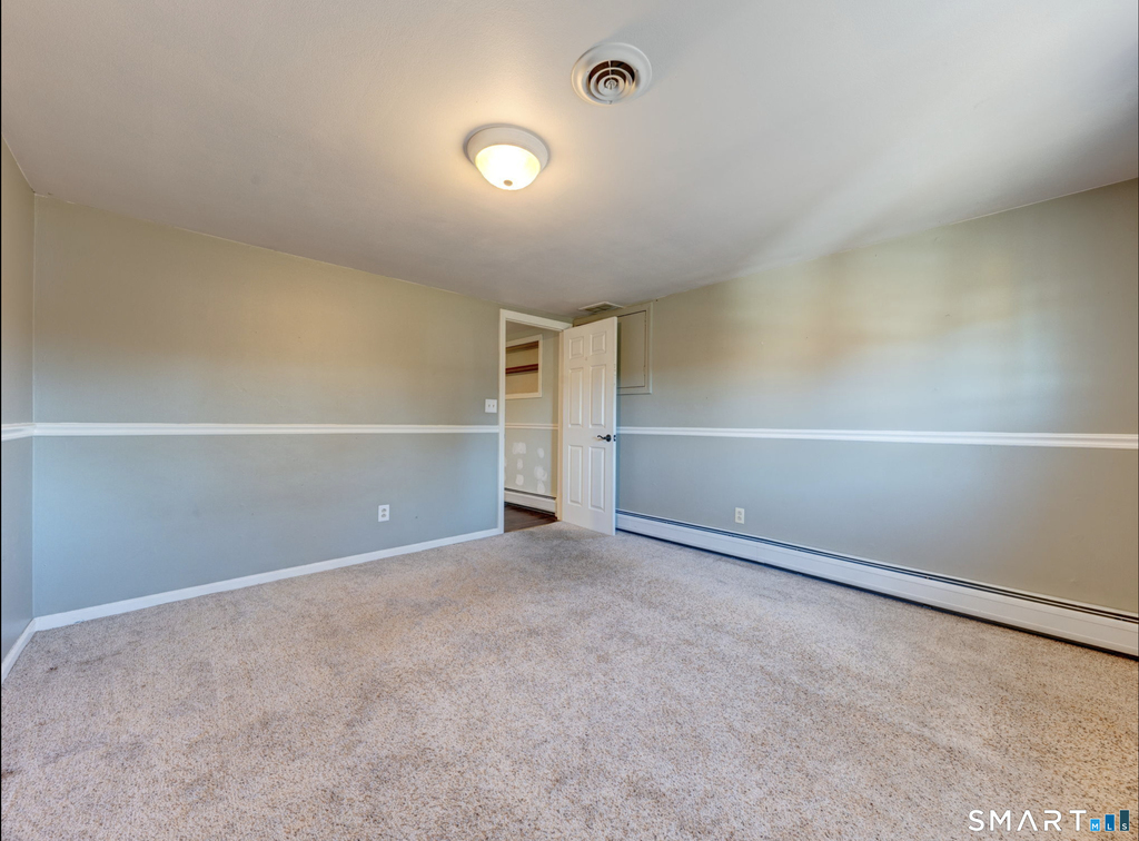 1091 Main Street - Photo 12