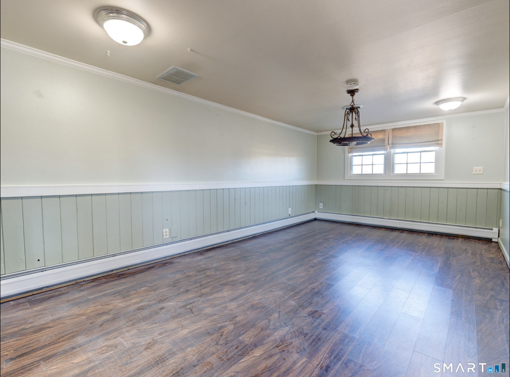 1091 Main Street - Photo 5