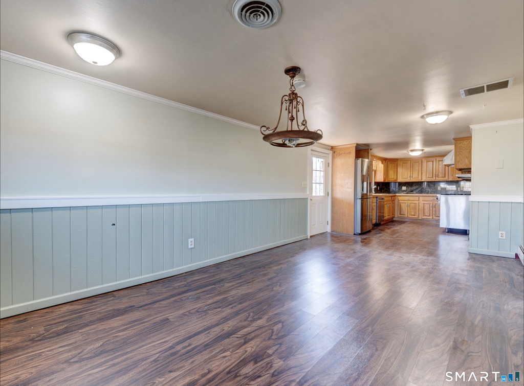 1091 Main Street - Photo 7