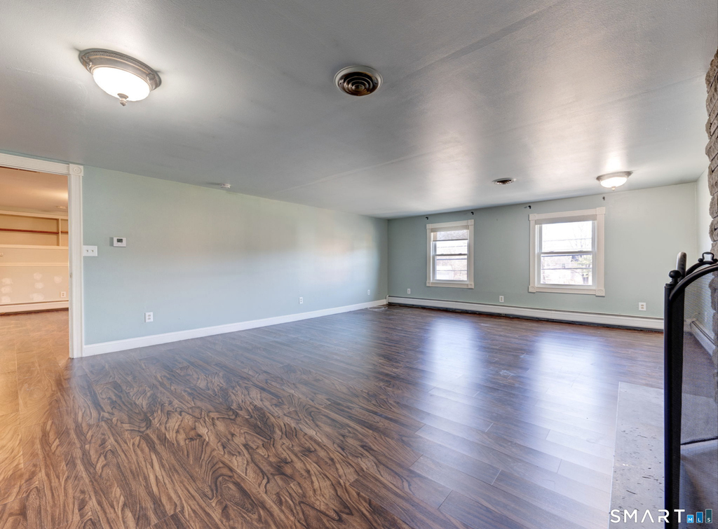 1091 Main Street - Photo 10