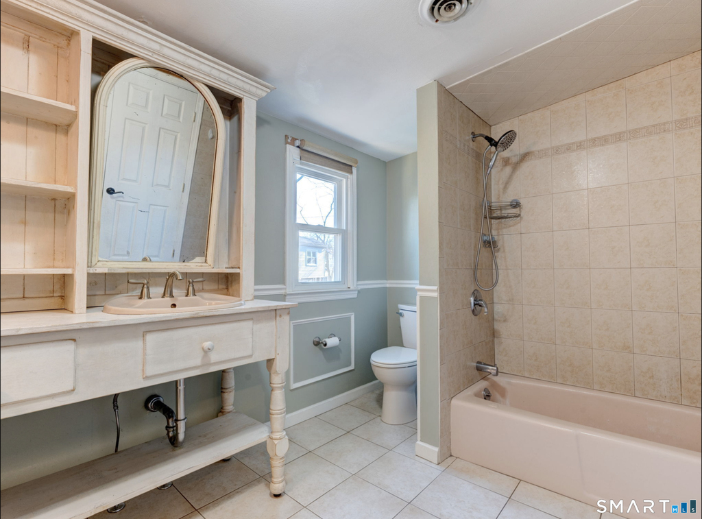 1091 Main Street - Photo 17