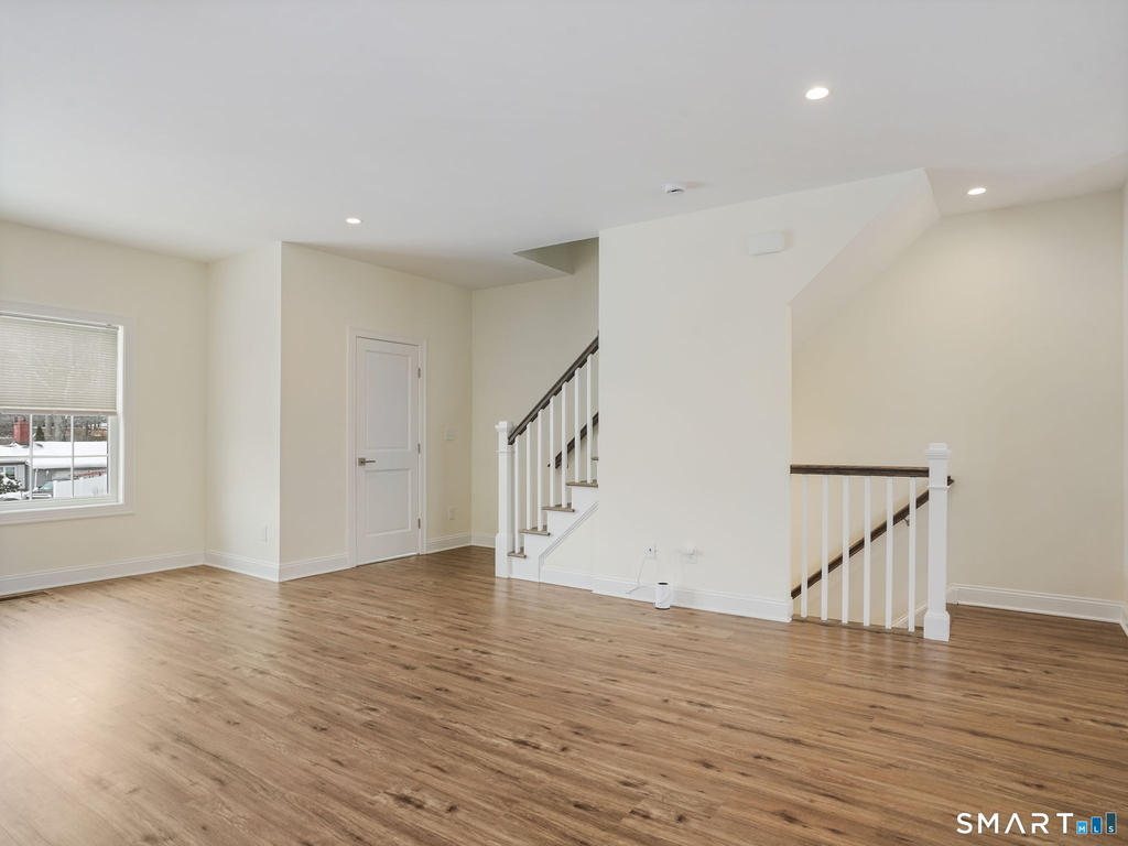 6 Beacon Square - Photo 10