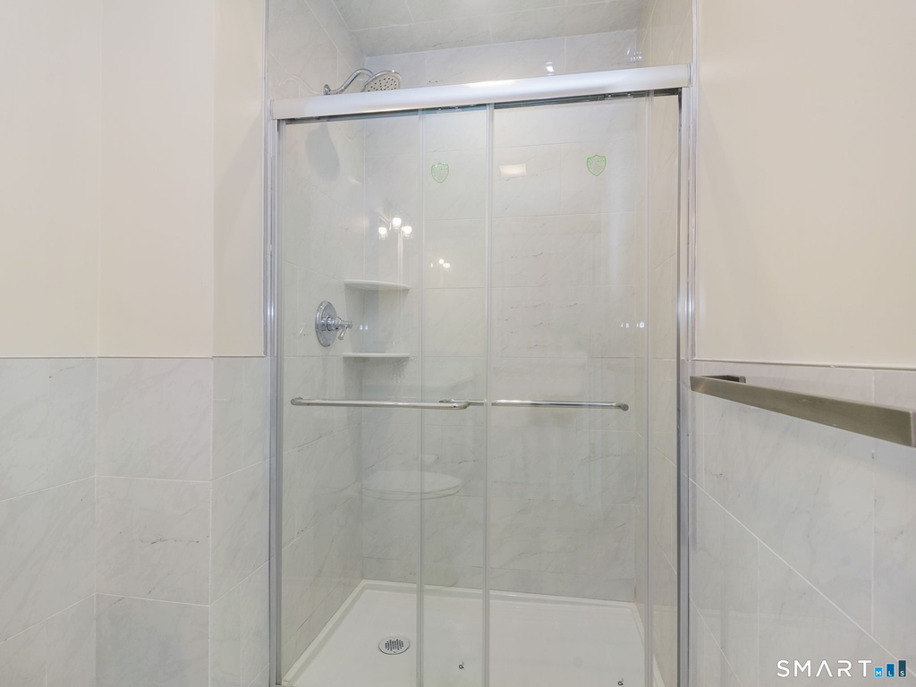 6 Beacon Square - Photo 22