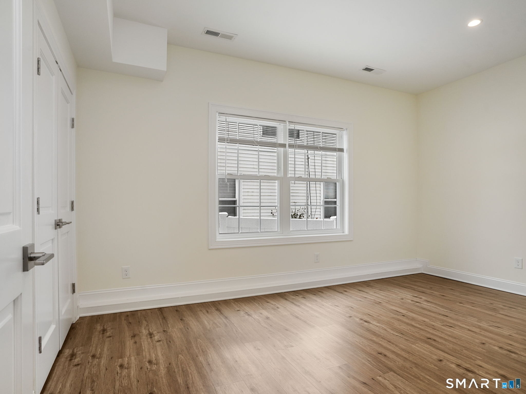 6 Beacon Square - Photo 25