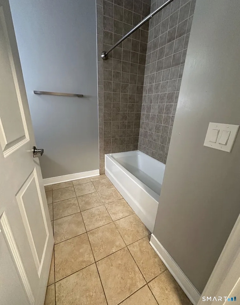 333 State Street - Photo 4