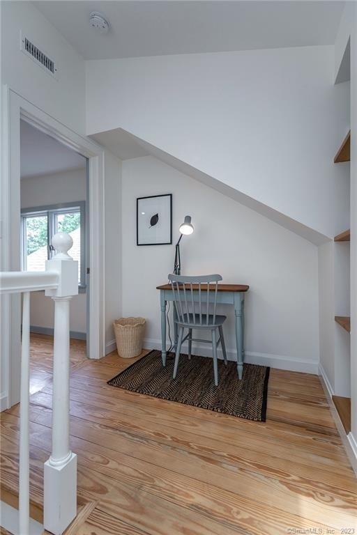 147 Wykeham Road - Photo 32