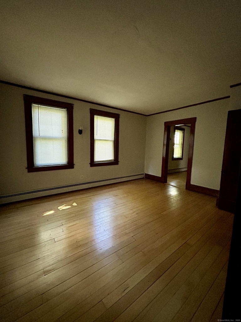 27 Pleasant Street - Photo 3