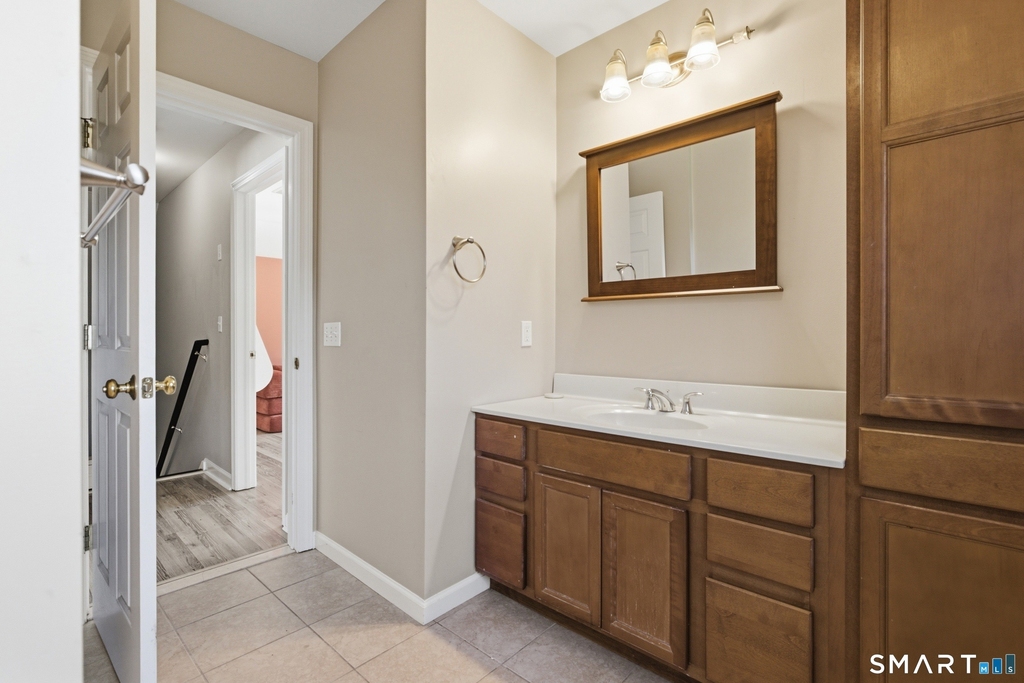 305 Sylvan Street - Photo 24