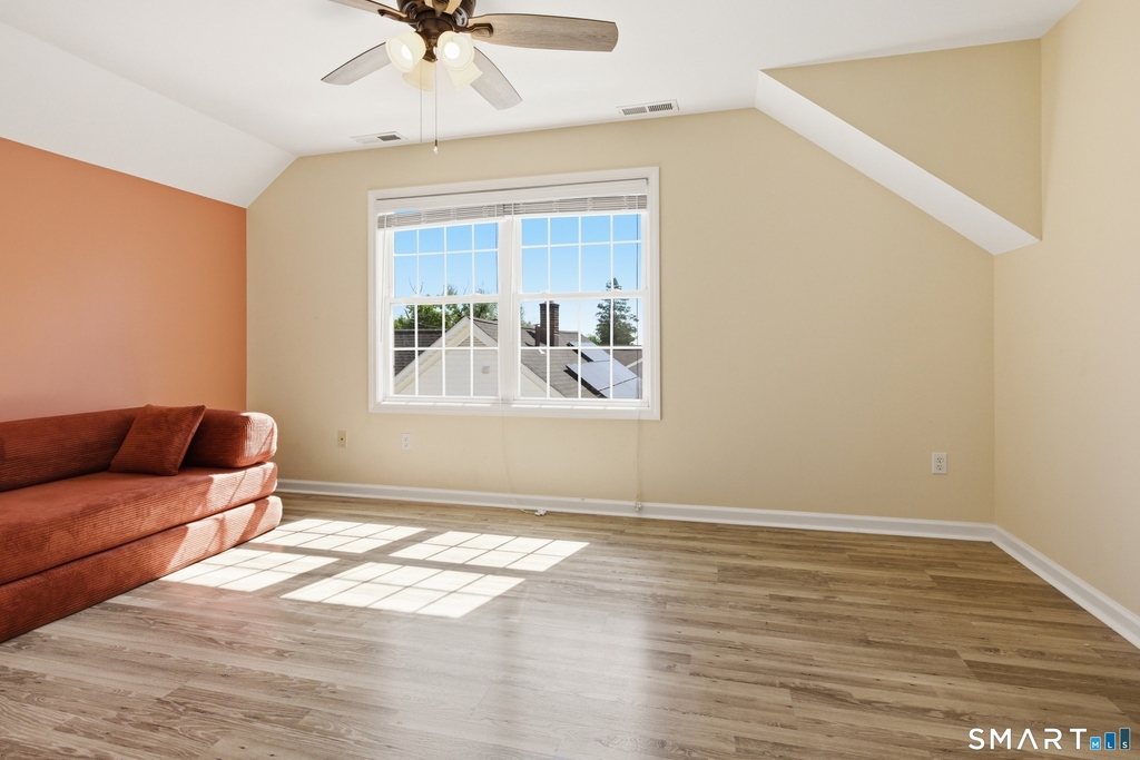 305 Sylvan Street - Photo 21