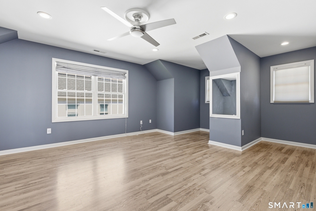 305 Sylvan Street - Photo 19
