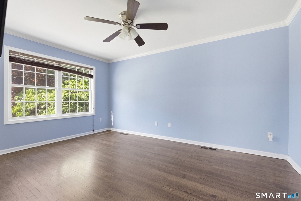 305 Sylvan Street - Photo 11