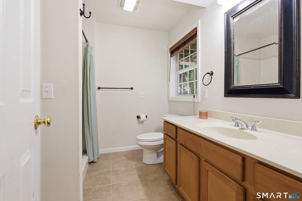 305 Sylvan Street - Photo 16