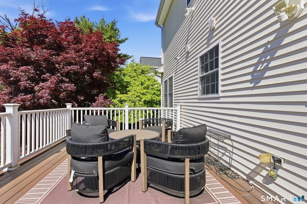 305 Sylvan Street - Photo 25