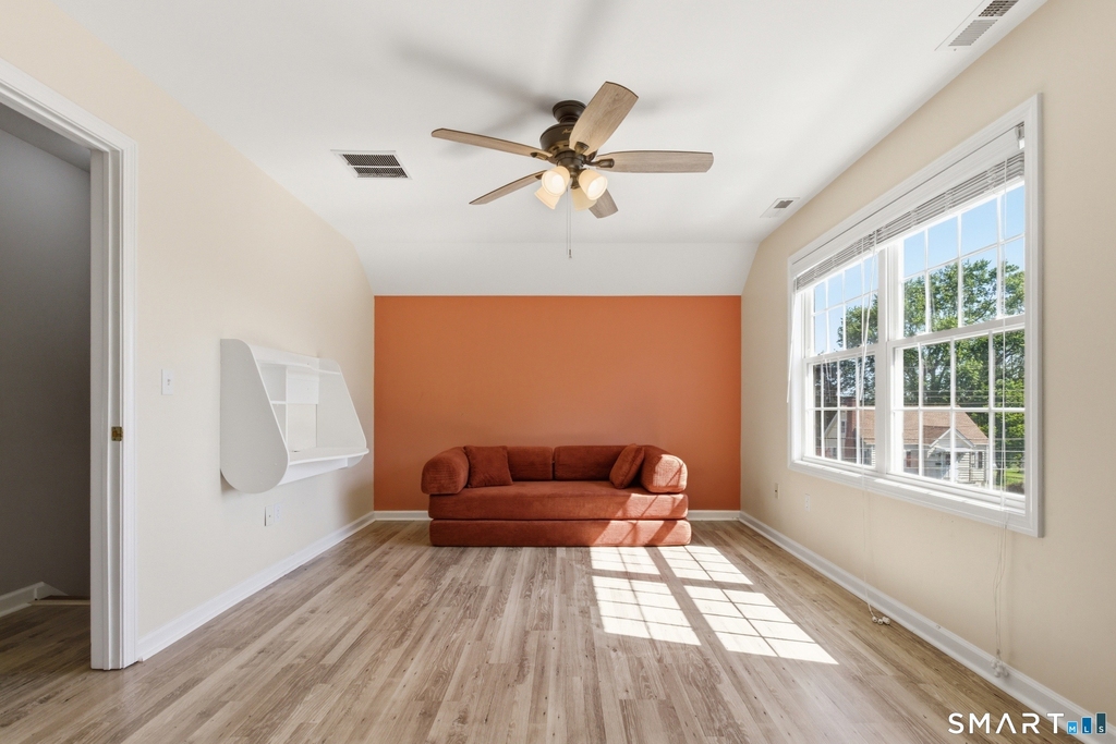 305 Sylvan Street - Photo 22
