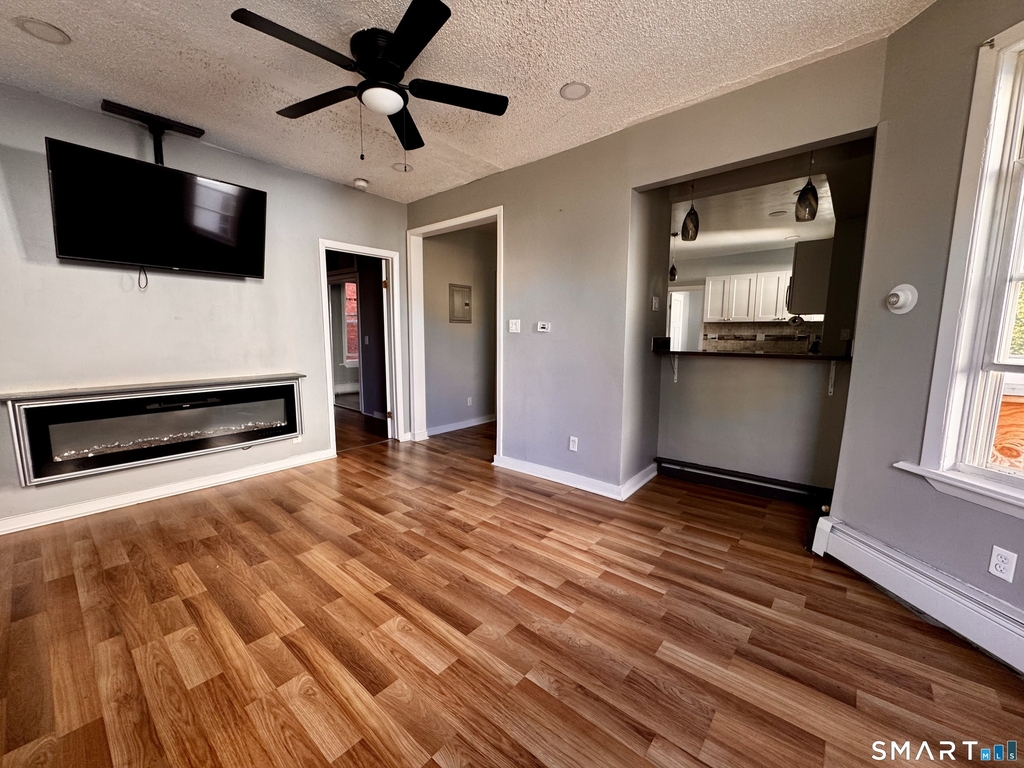 196 Russ Street - Photo 7