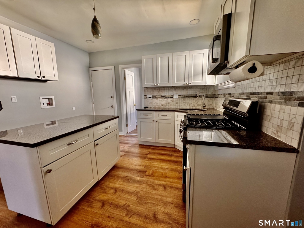 196 Russ Street - Photo 3
