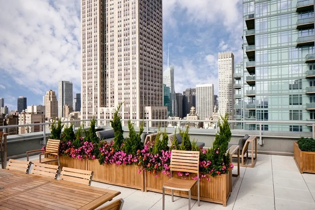5th Avenue - Photo 8