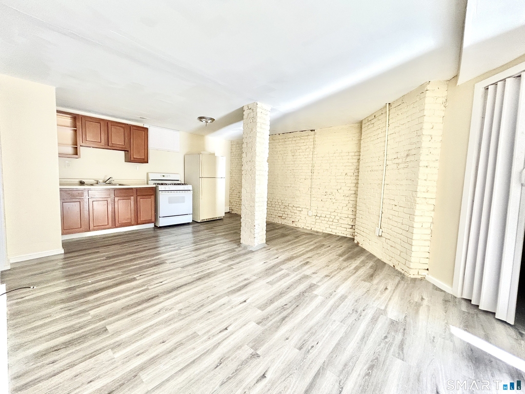 125 Hillside Avenue - Photo 0