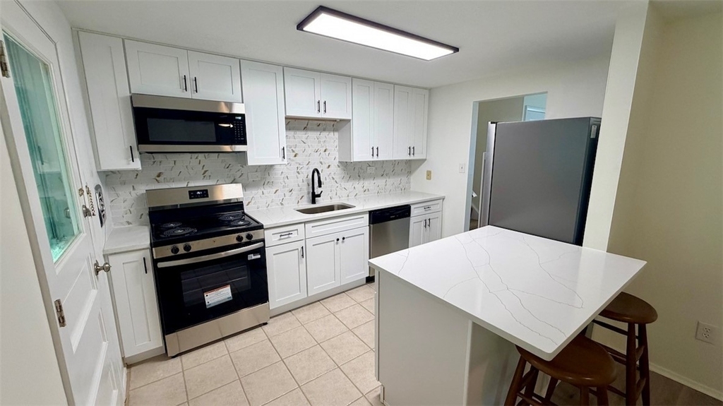 3812 Louisa St - Photo 6
