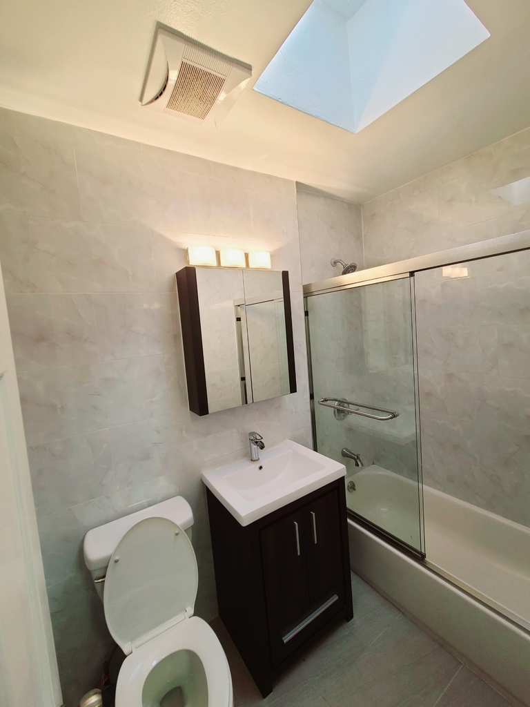 67-12 Juno Street - Photo 18