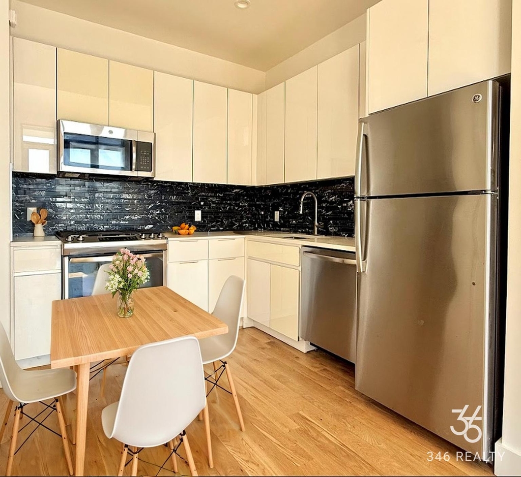 56 North Avenue - Photo 2