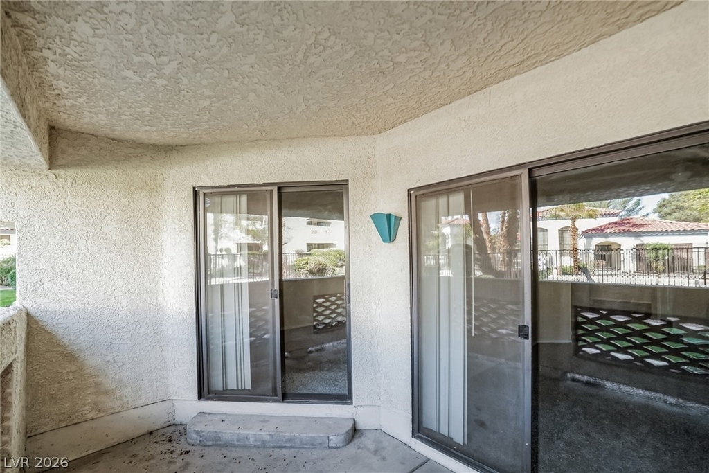 8455 W Sahara Avenue - Photo 14