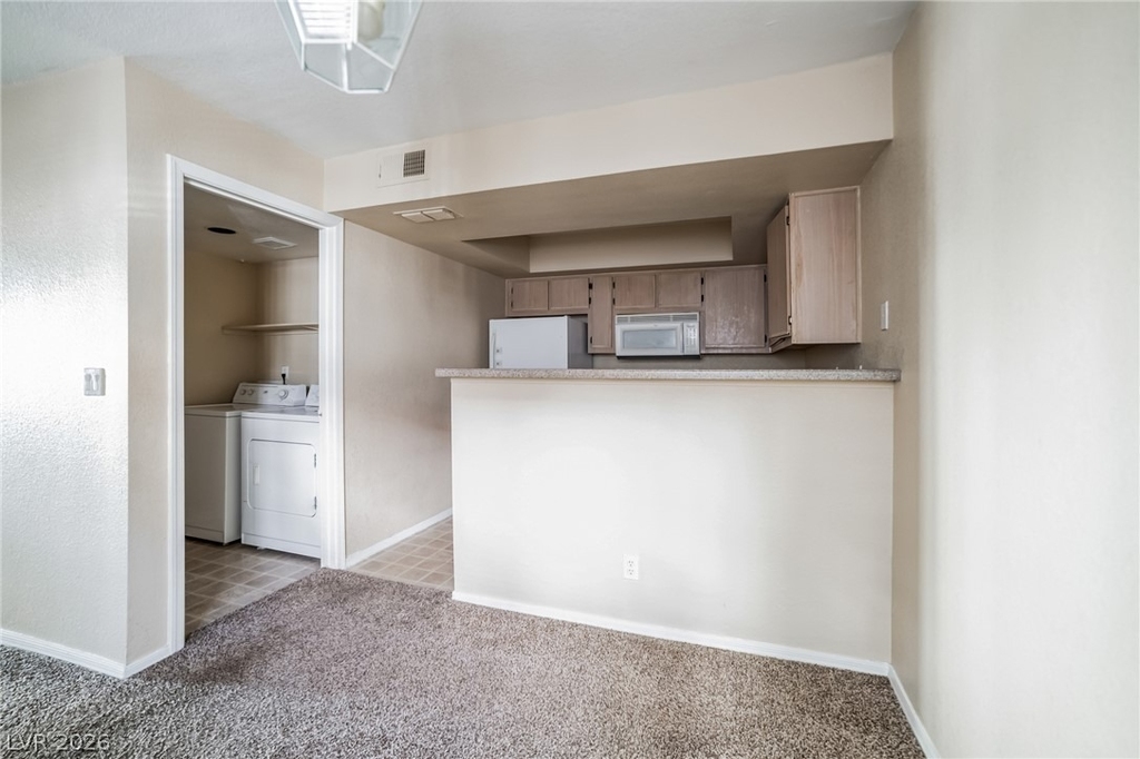 8455 W Sahara Avenue - Photo 4