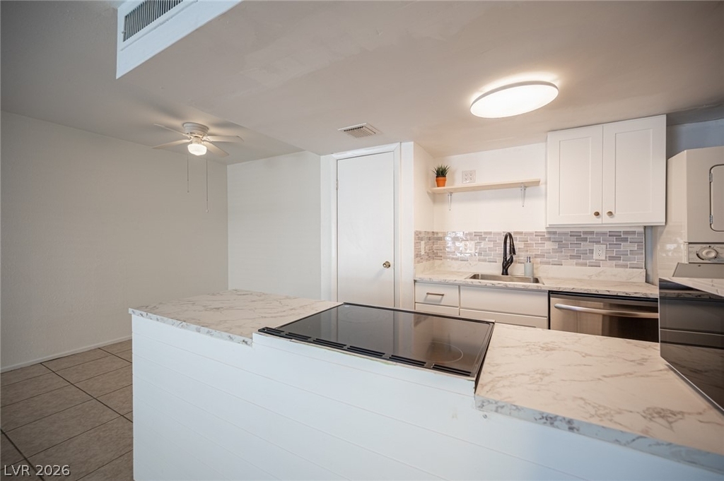 1428 Lorilyn Avenue - Photo 0