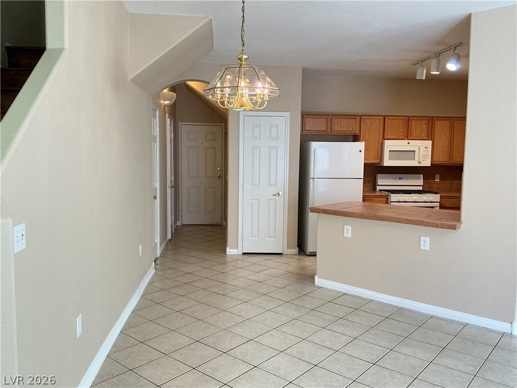 9303 Gilcrease Avenue - Photo 5