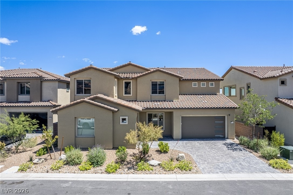 212 Carmel Sky Street - Photo 0