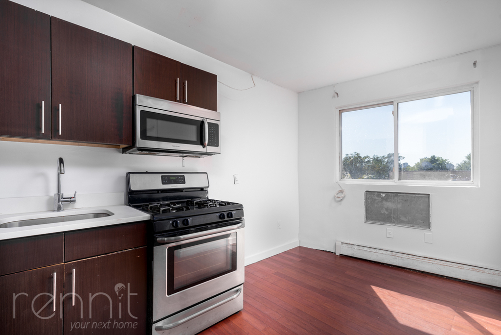 1022 Broadway - Photo 12