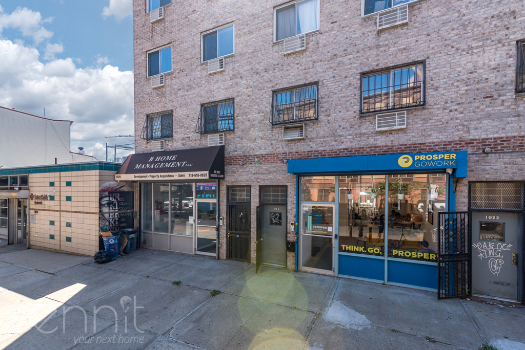 1022 Broadway - Photo 9