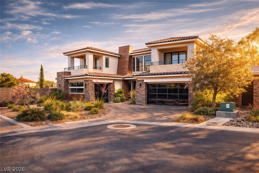 72 Bella Lago Avenue - Photo 0