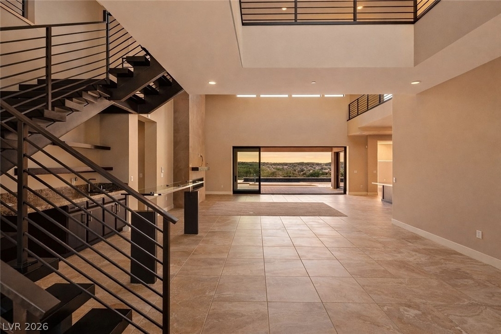 72 Bella Lago Avenue - Photo 3