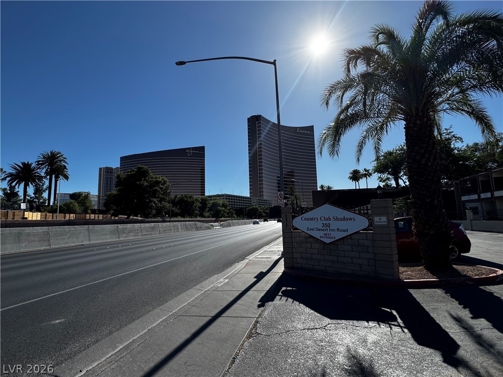 350 E Desert Inn Road - Photo 20